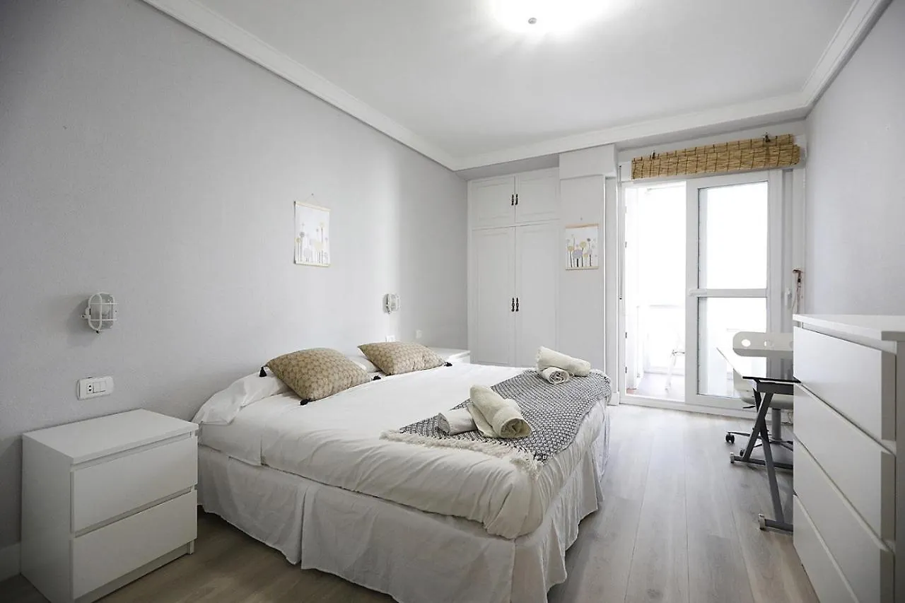 Apartment Ferienwohnung Precioso Piso Centrico Con Aparcamiento Gratuito San Sebastián Spanien